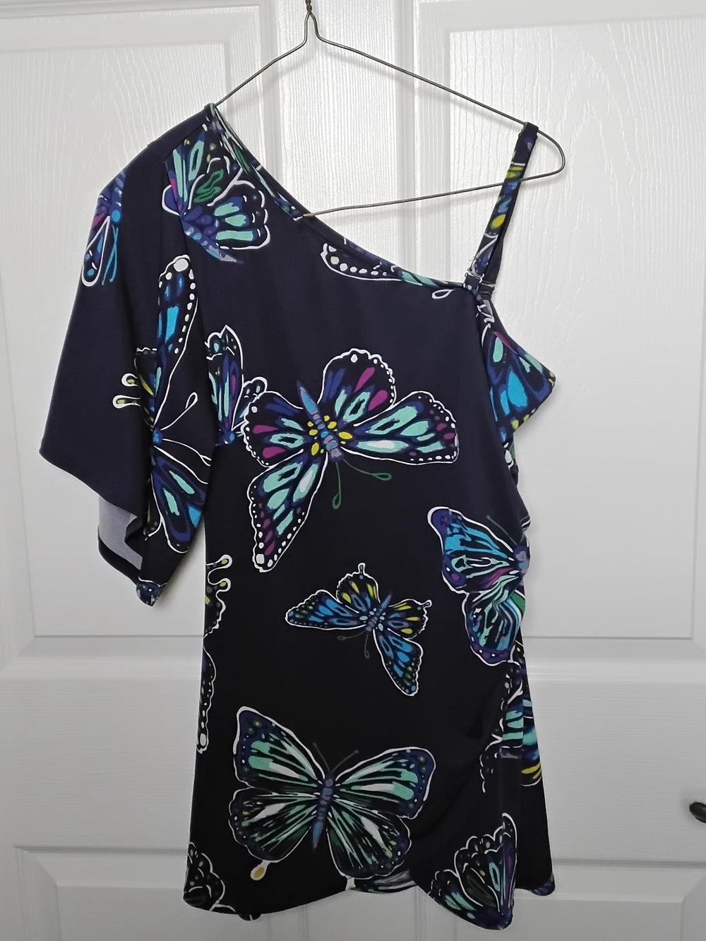 *CL0SET CLEAROUT* $11.00 Y2k One-Shoulder Butterfly Print Dressy‎ Top